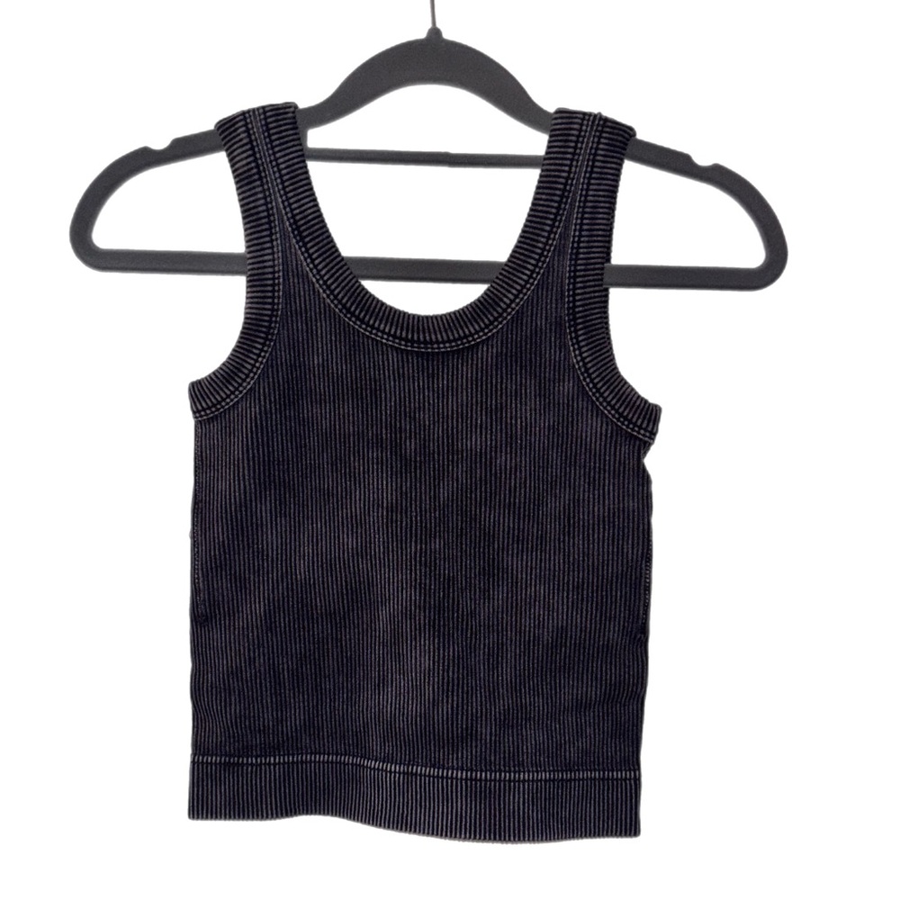 Zenana Outfitters acid black tank Top with pads - Picture 4 of 8